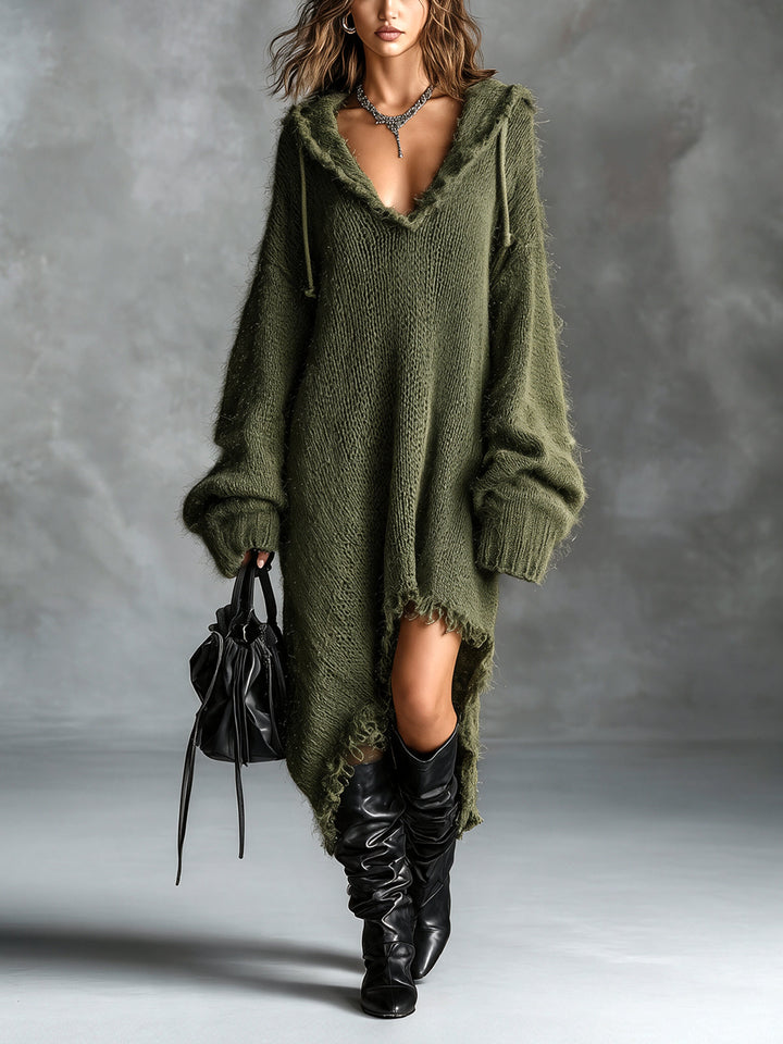 Midi-Kleid aus weichem Strick mit Kapuze