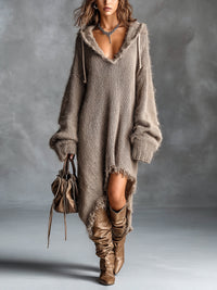 Midi-Kleid aus weichem Strick mit Kapuze