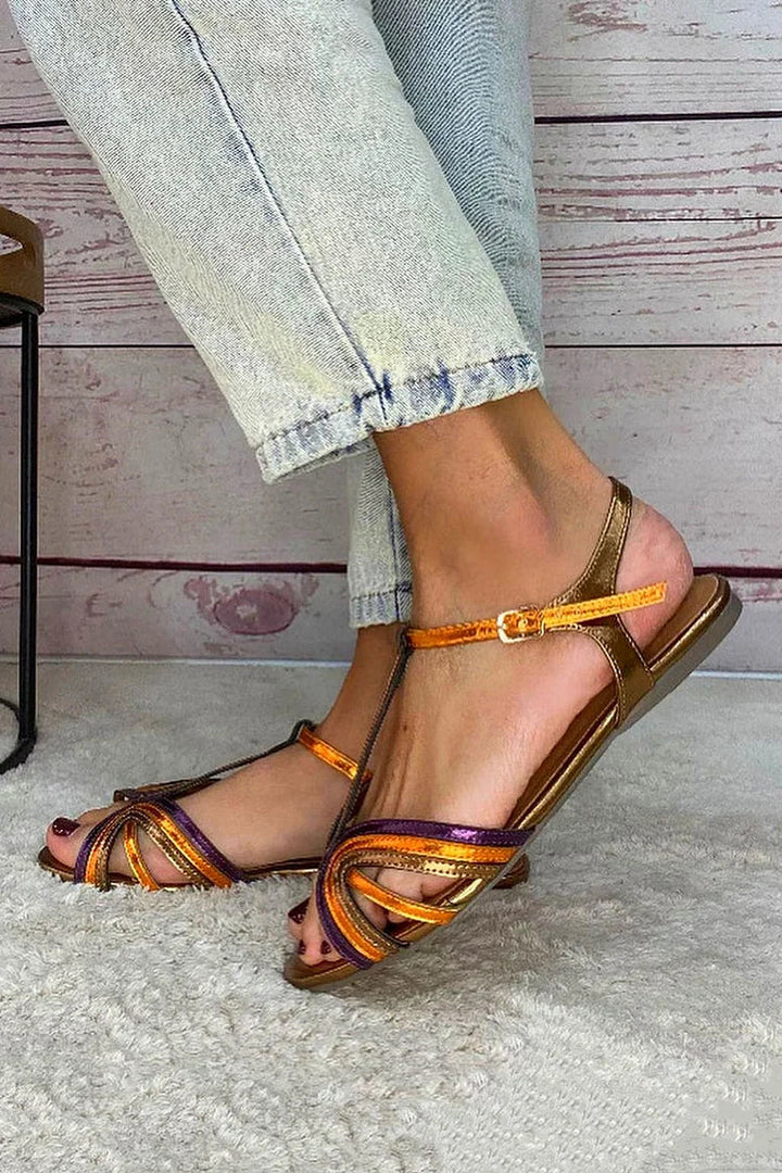GOLDIE | Schnallen-Sandalen mit Farbriemen