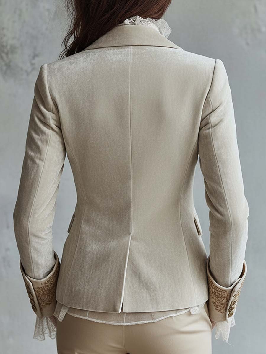 Blazer Maßgeschneidert Mit Stickerei In Elfenbein Für Frauen