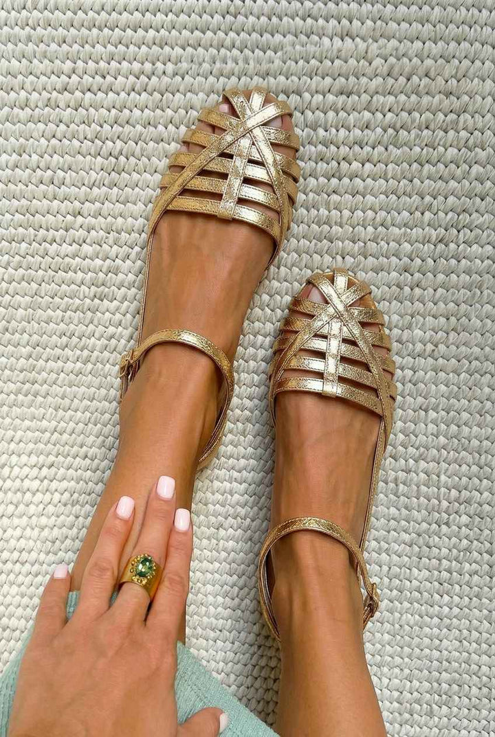 WREN | Geschlossene Zehen Sandalen im Käfigdesign