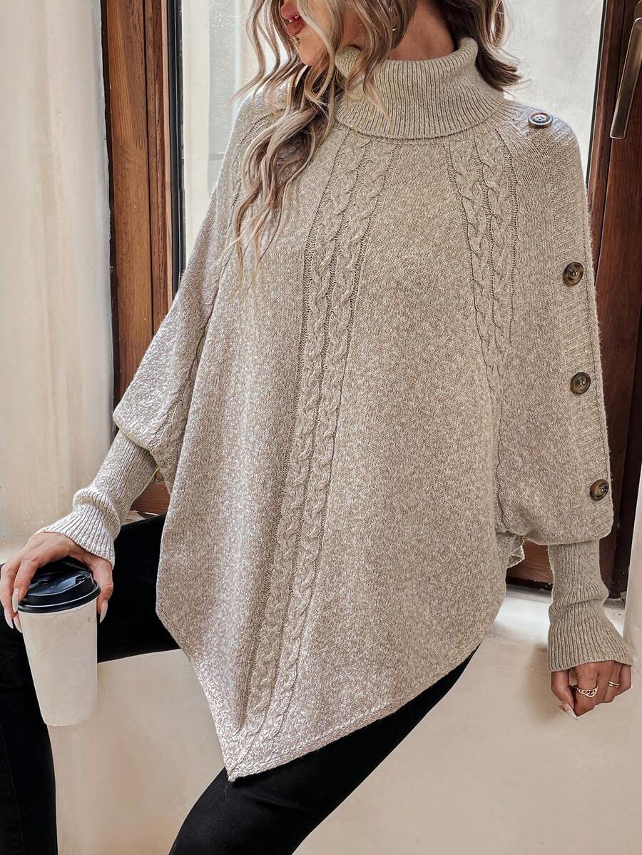 Alexis | Poncho-Sweater mit hohem Kragen und Fledermausärmeln, asymmetrischer Kabelstrick-Pullover