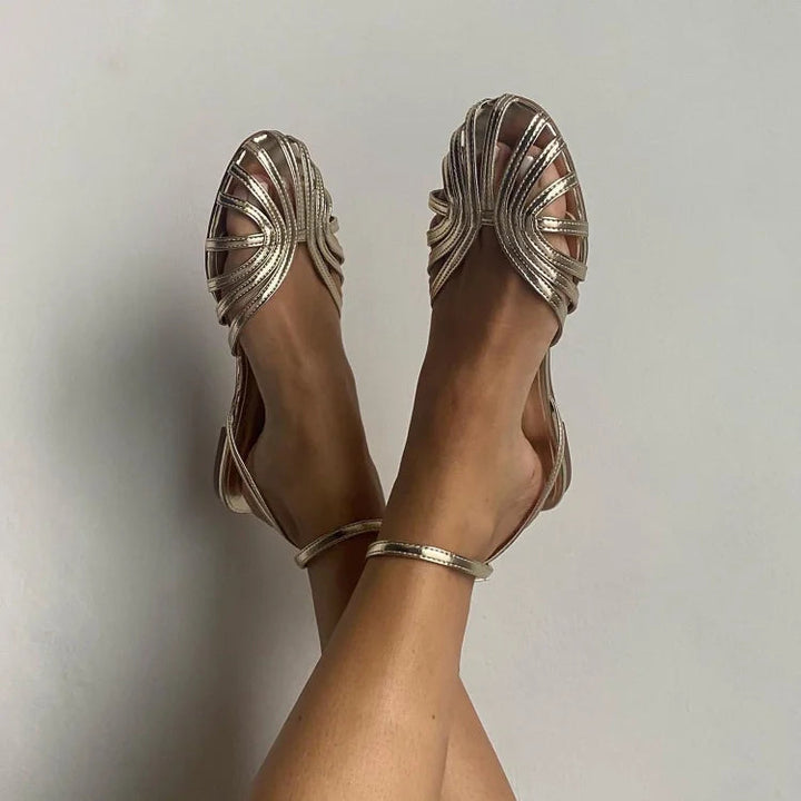 RUTH | Runde Zehen Sandalen mit Riemen