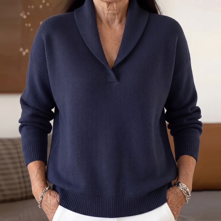 Clarissa | Der verzeihende V-Ausschnitt Pullover