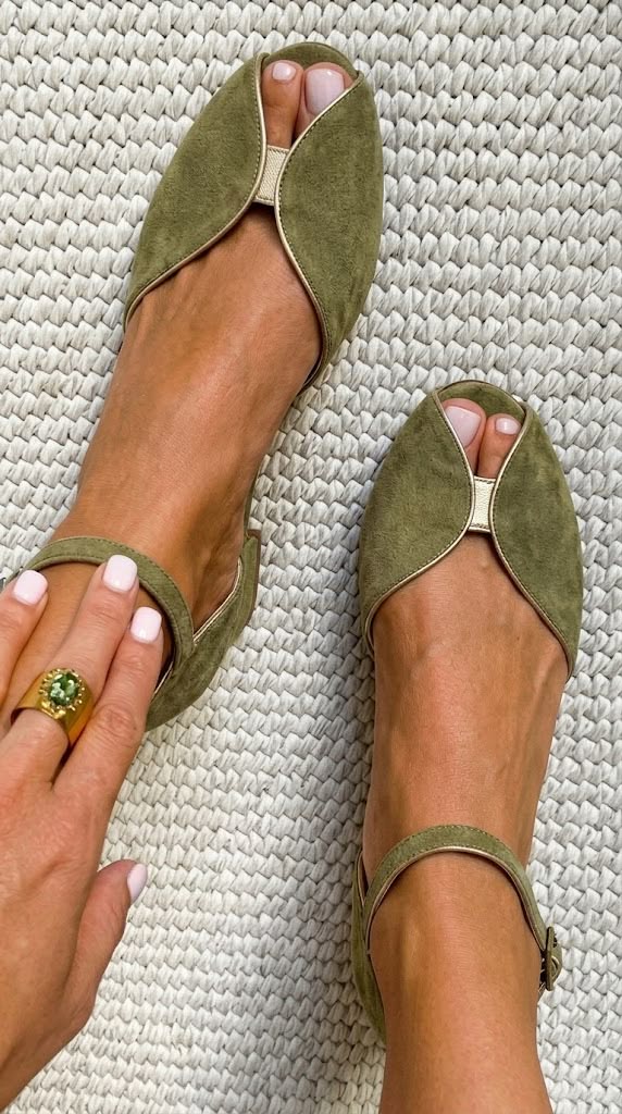 JUNI | Metallischer Besatz Offene Zehen Ballerinas