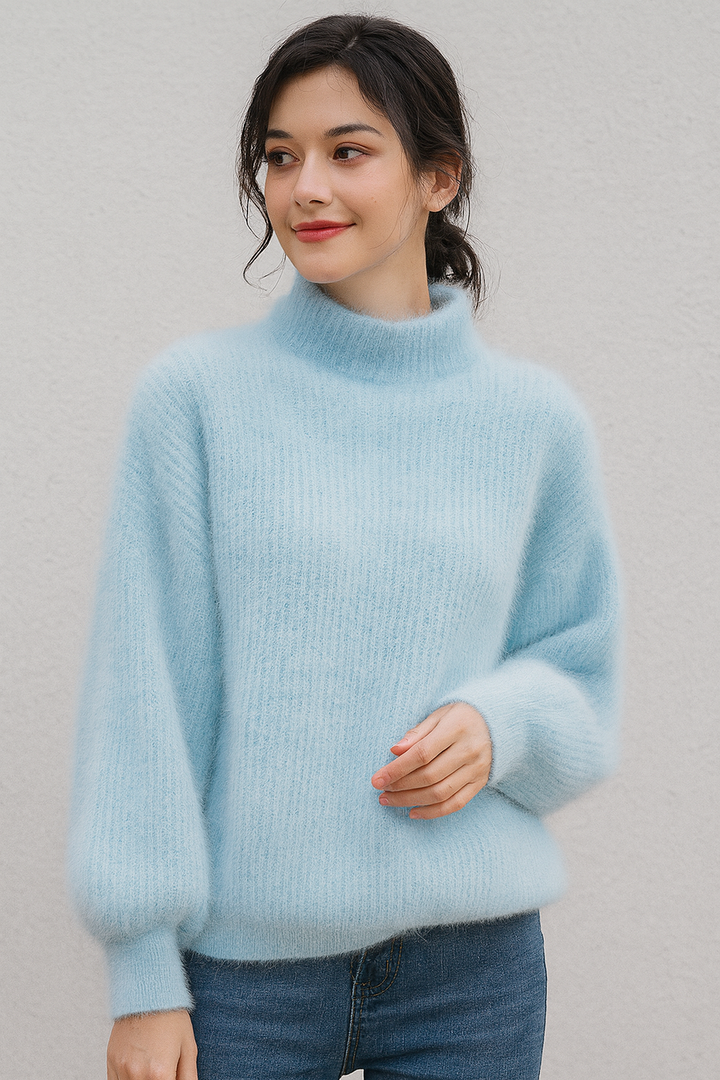 Saskia | Weicher Pullover mit hohem Kragen