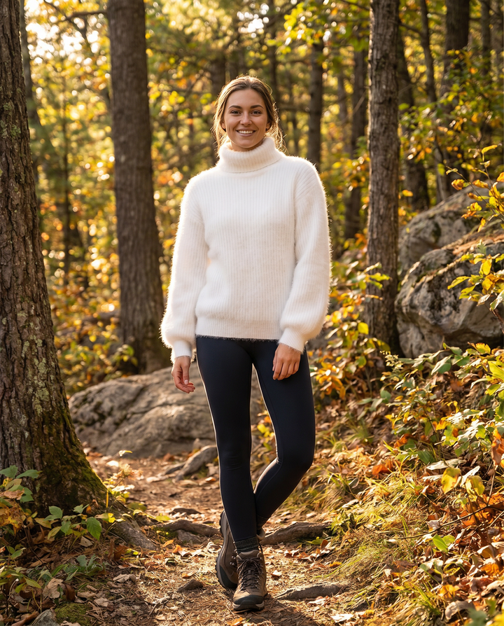 Saskia | Weicher Pullover mit hohem Kragen