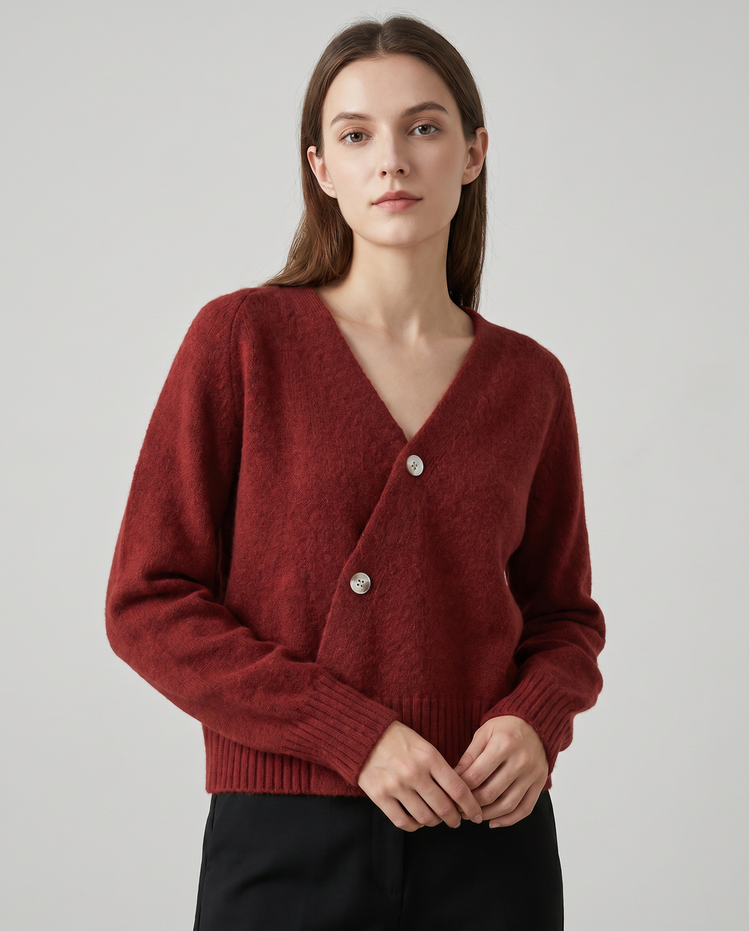 Estelle | V-Ausschnitt Cardigan mit Überkreuzknöpfen