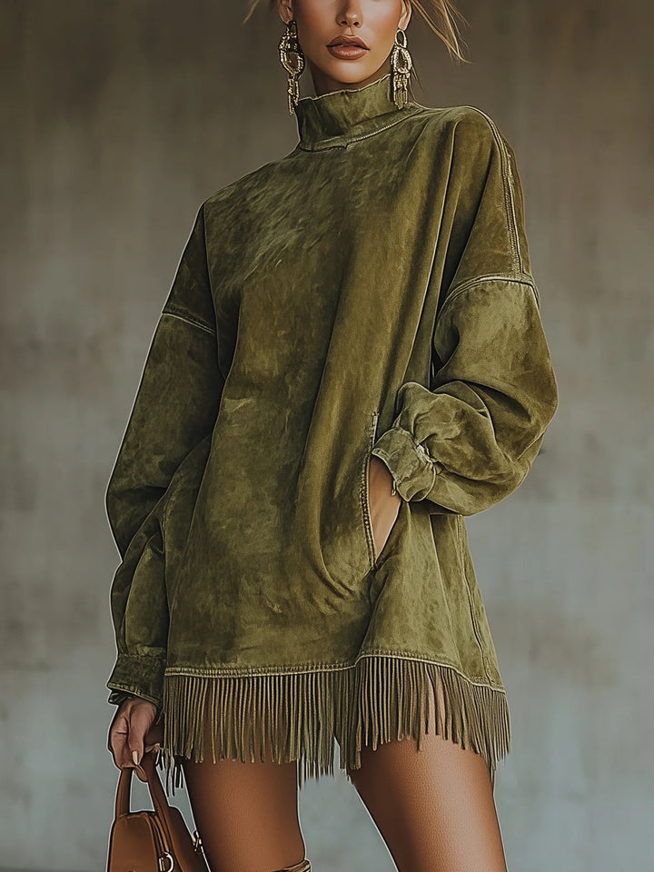 Gabrielle | Wildleder-Effekt Kleid mit hohem Kragen und Fransen