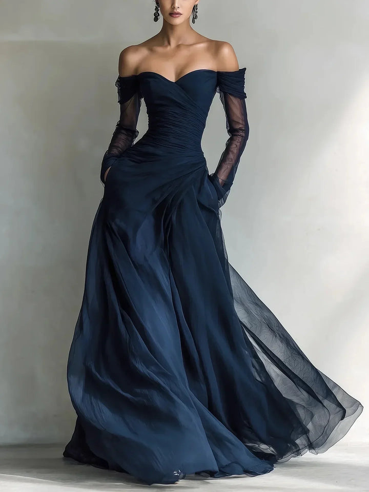 Eleonora | Langes Kleid mit schulterfreien Einsätzen und Netzdetails