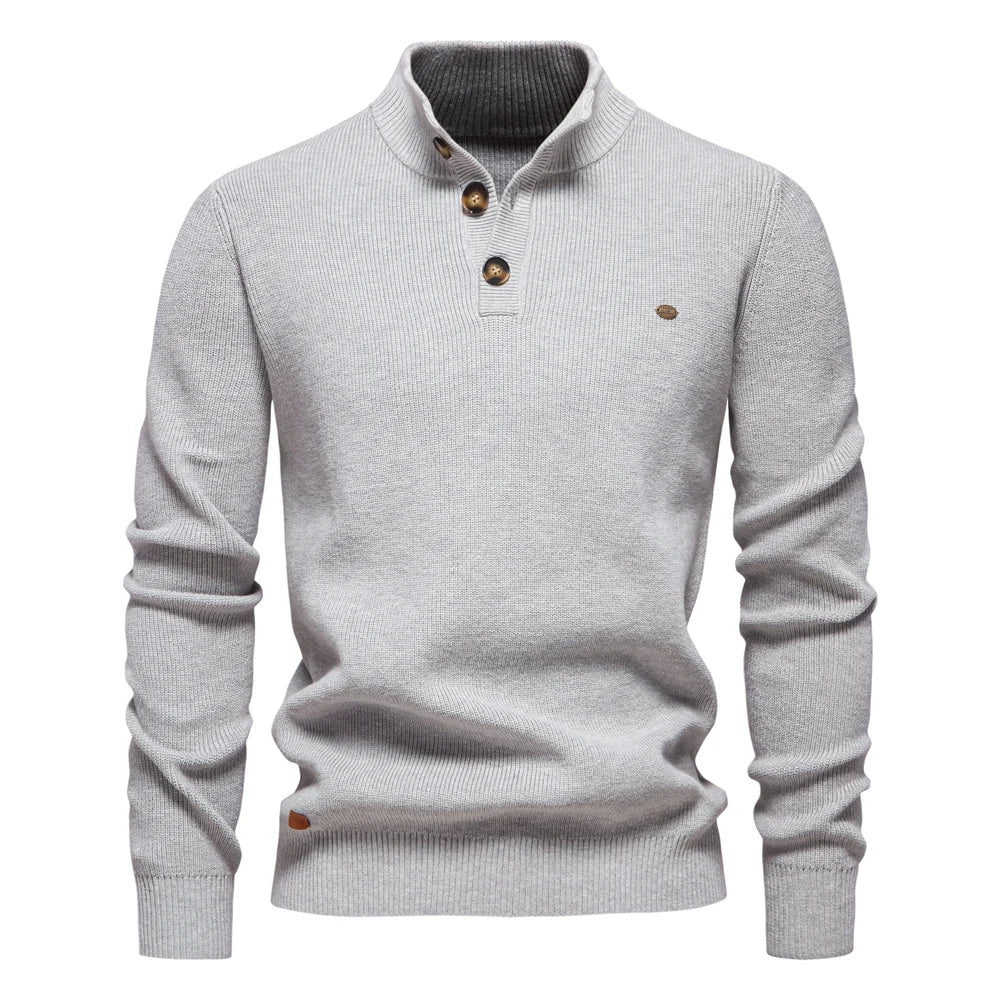 Konrad | Stylischer Herrenpullover mit Knopfdesign