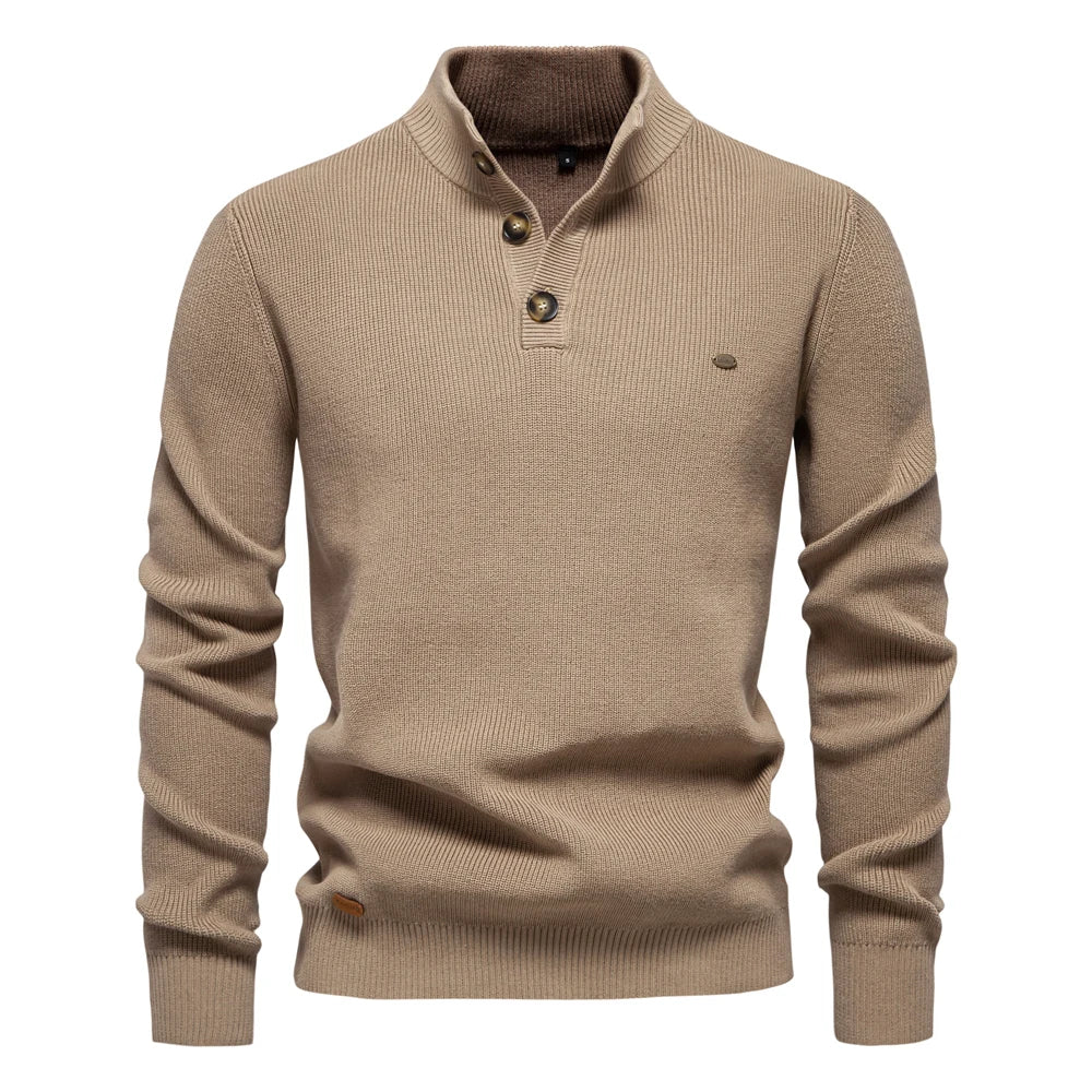 Konrad | Stylischer Herrenpullover mit Knopfdesign