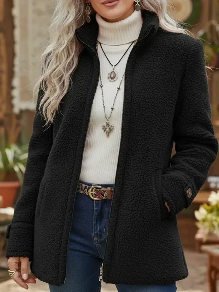 Carissa - Jacke mit durchgehendem Reißverschluss aus einem wollähnlichen Stoff mit Stehkragen