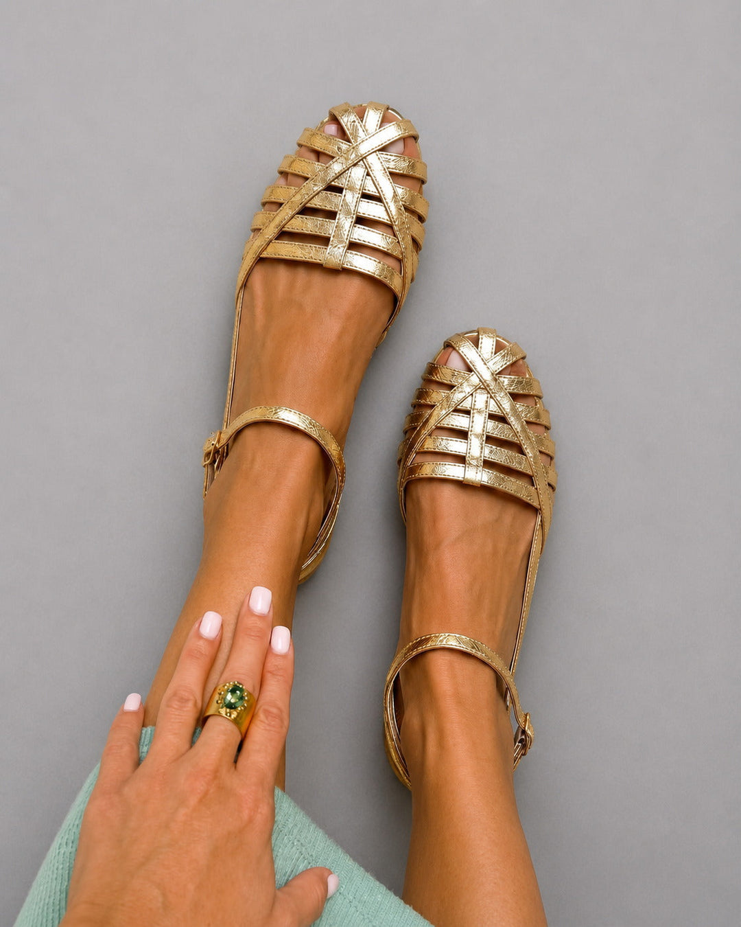 WREN | Geschlossene Zehen Sandalen im Käfigdesign