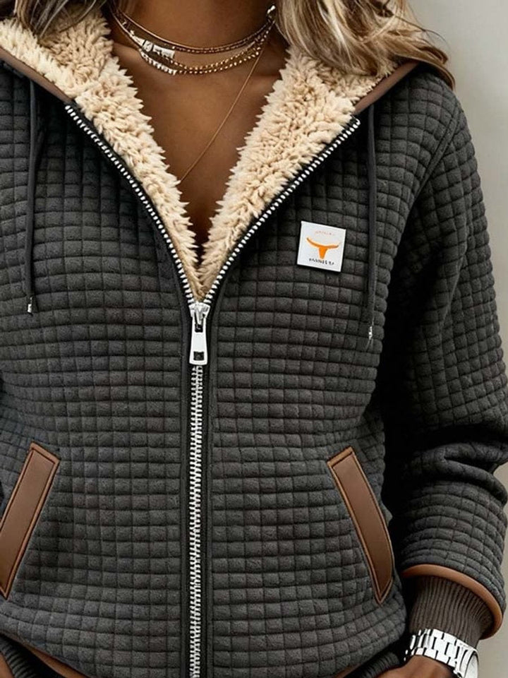 Penelope | Damenjacke mit Sherpa-Futter und durchgehendem Reißverschluss